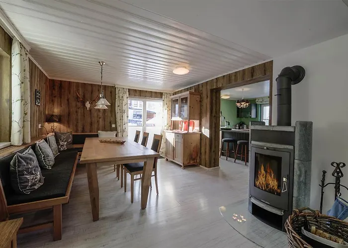 Alpenglueck By * كابرون